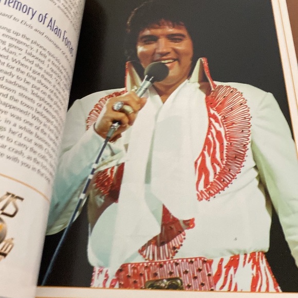 Elvis Presley Soft Book - Picture 6 of 8